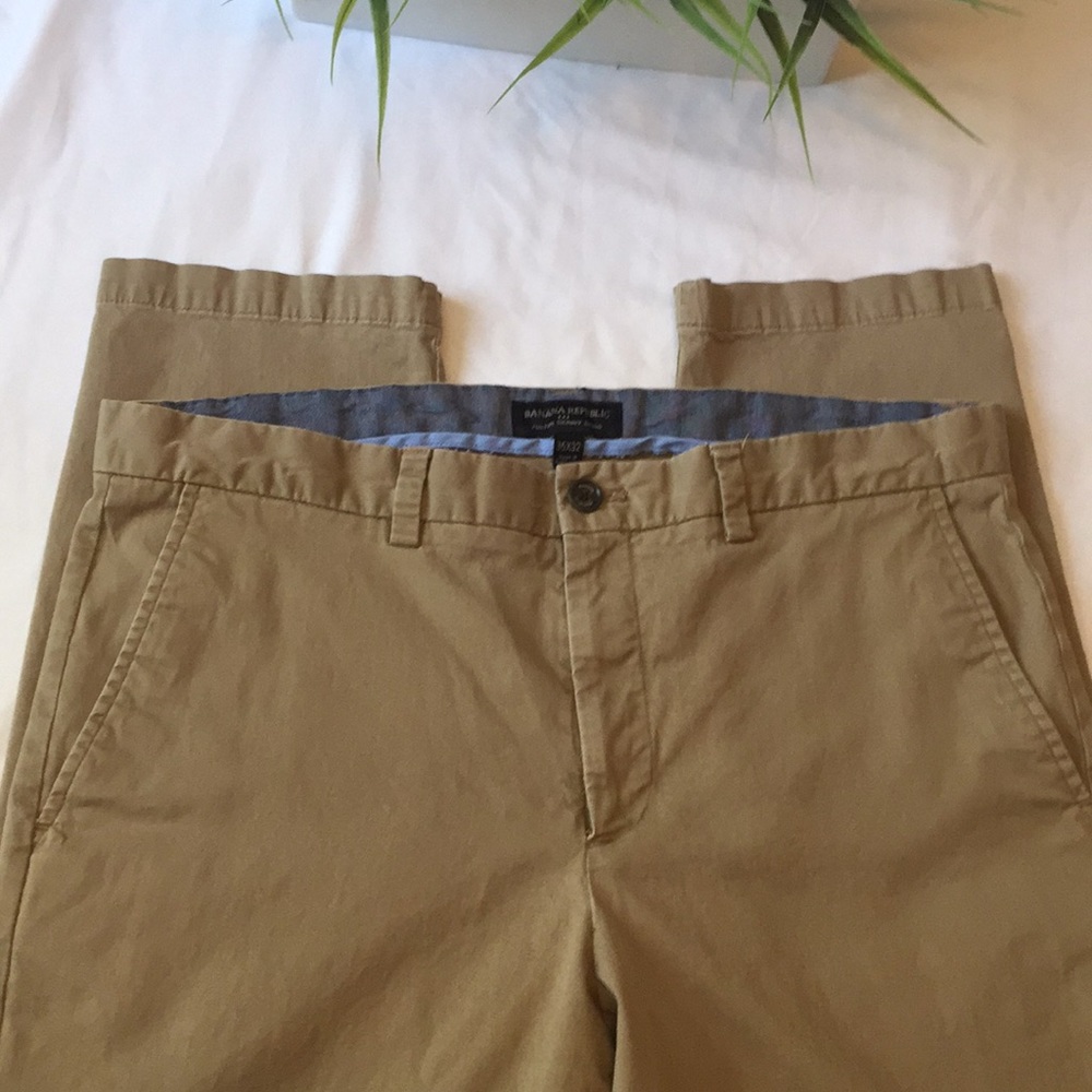 Banana Republic Chino’s
